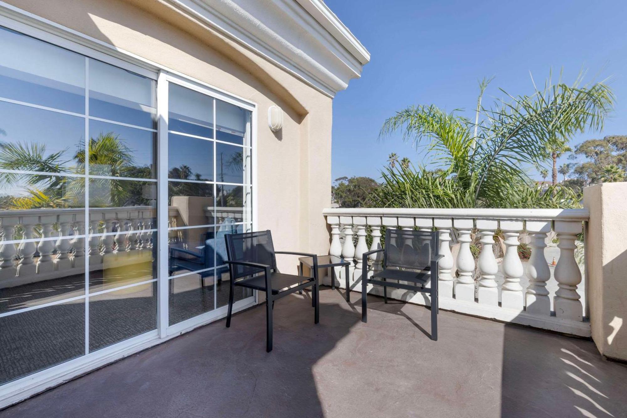 Comfort Suites Oceanside Camp Pendleton Area Dış mekan fotoğraf