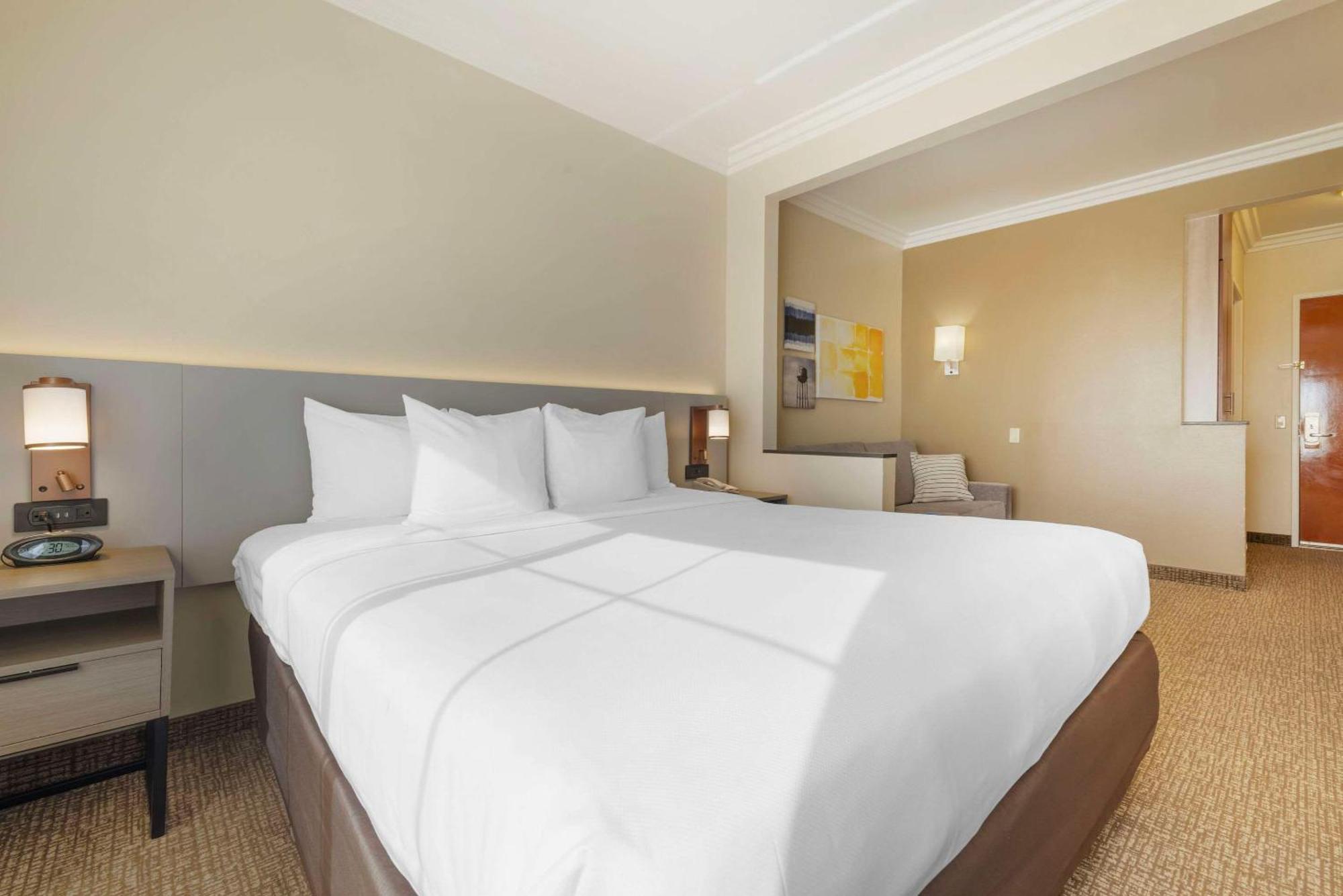 Comfort Suites Oceanside Camp Pendleton Area Dış mekan fotoğraf